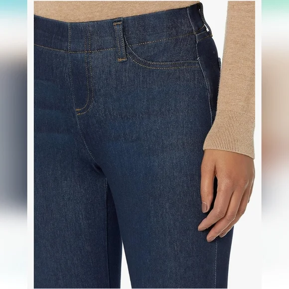 Amazon Essentials Women's Skinny Stretch Knit Jegging - Picture 3 of 12